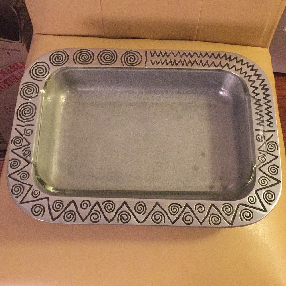 Wilton Armetale Reggae Rectangular Baker